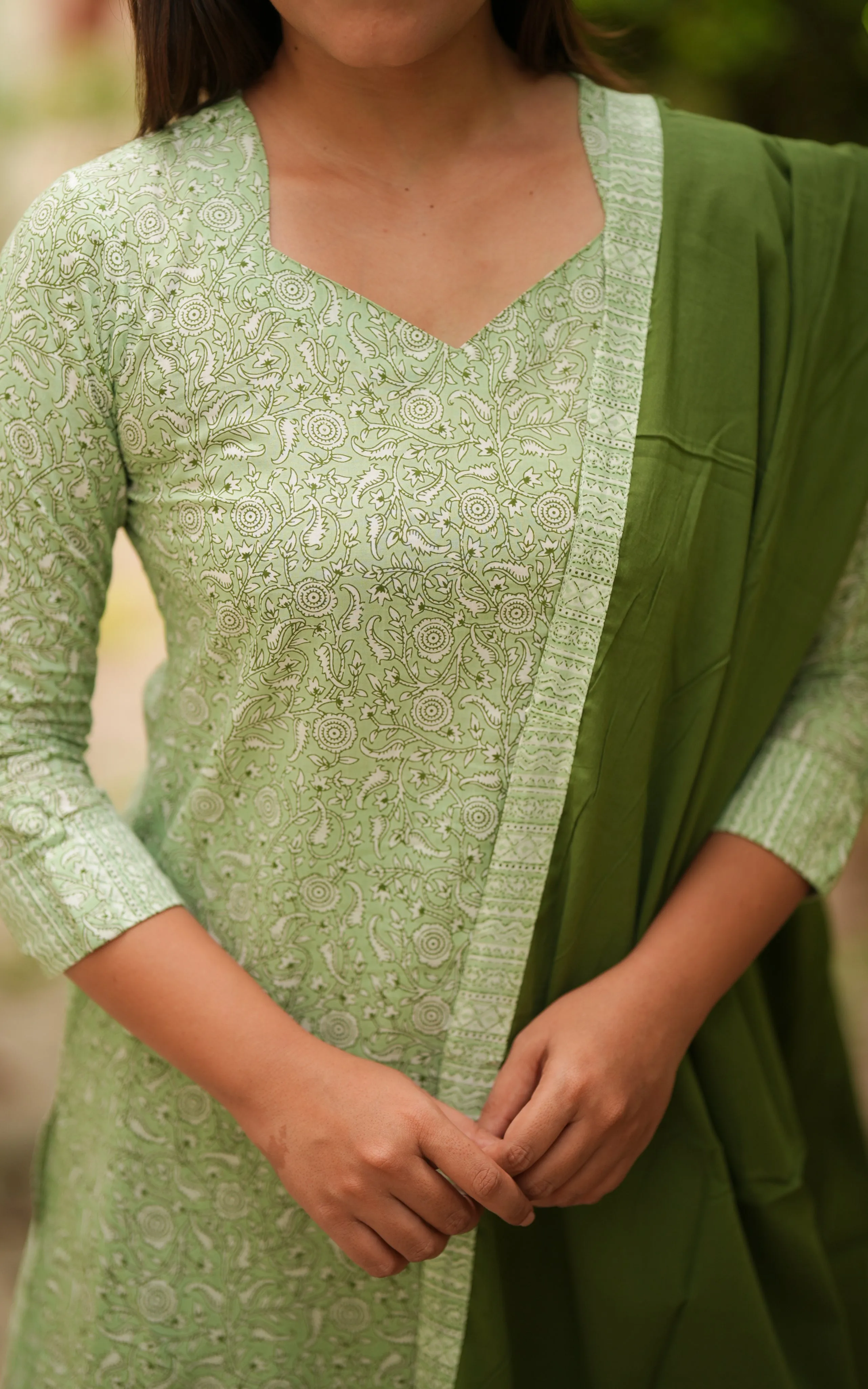 Bhuvi Green (Kurti Pant Dupatta)