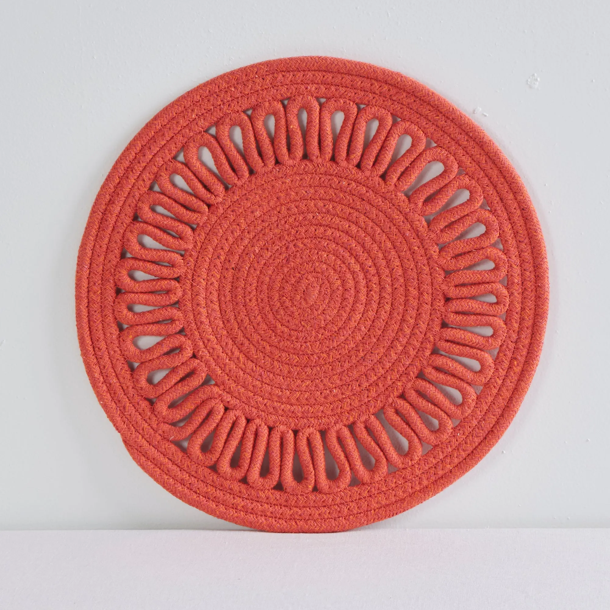 Daisy Placemat - Coral