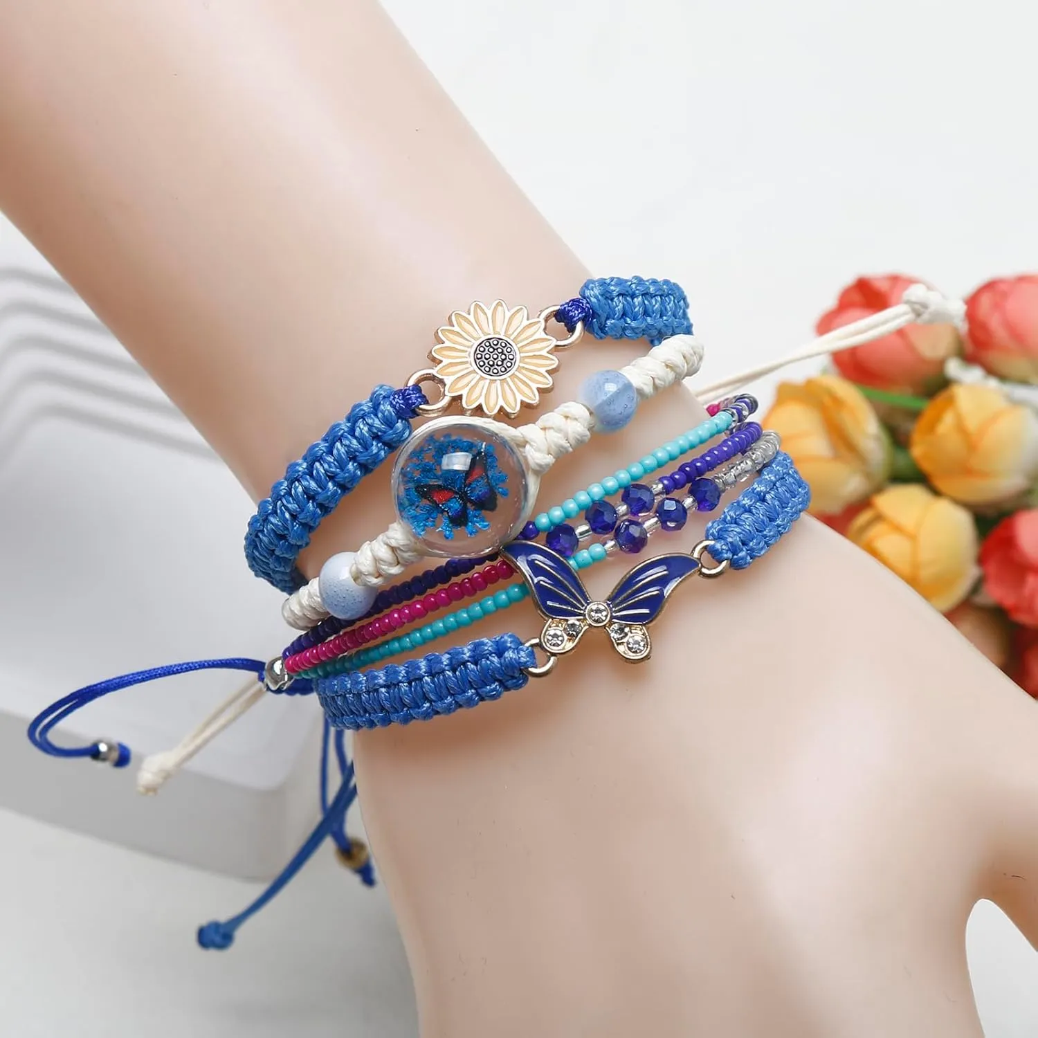 DS 4PCS String beads Charm Bracelets for Teen Girls Dainty cute cartoon Butterfly Daisy Eternal flower Beads Bracelets set for woman and girls Adjustable Stretch bracelet birthday Gift For Friends