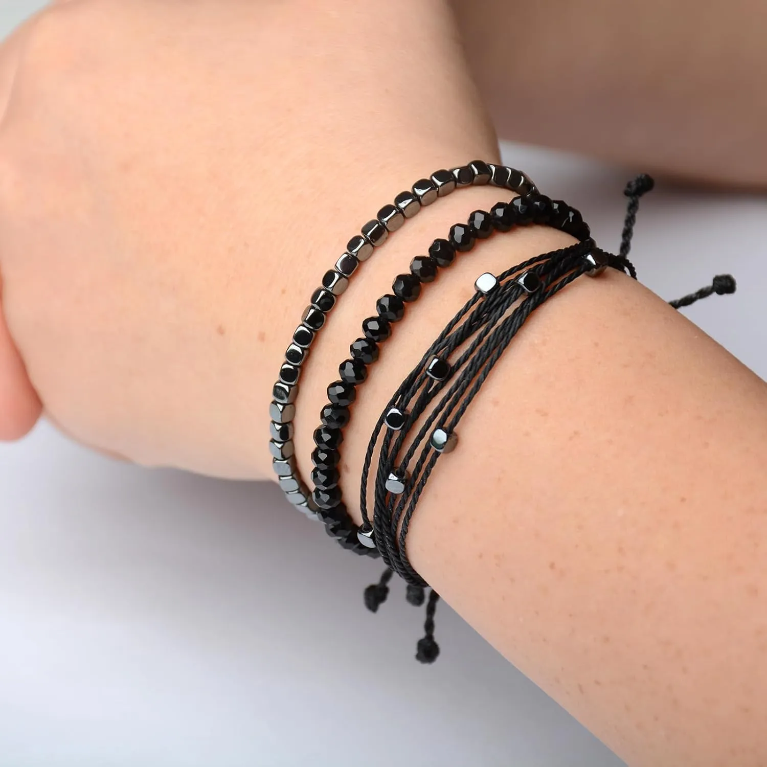 Mezcla Vida 3 Pcs Handmade Women's Stackable Bracelet Set, Adjustable Rope Bracelets Bracelets with Hematite and Glass Beads
