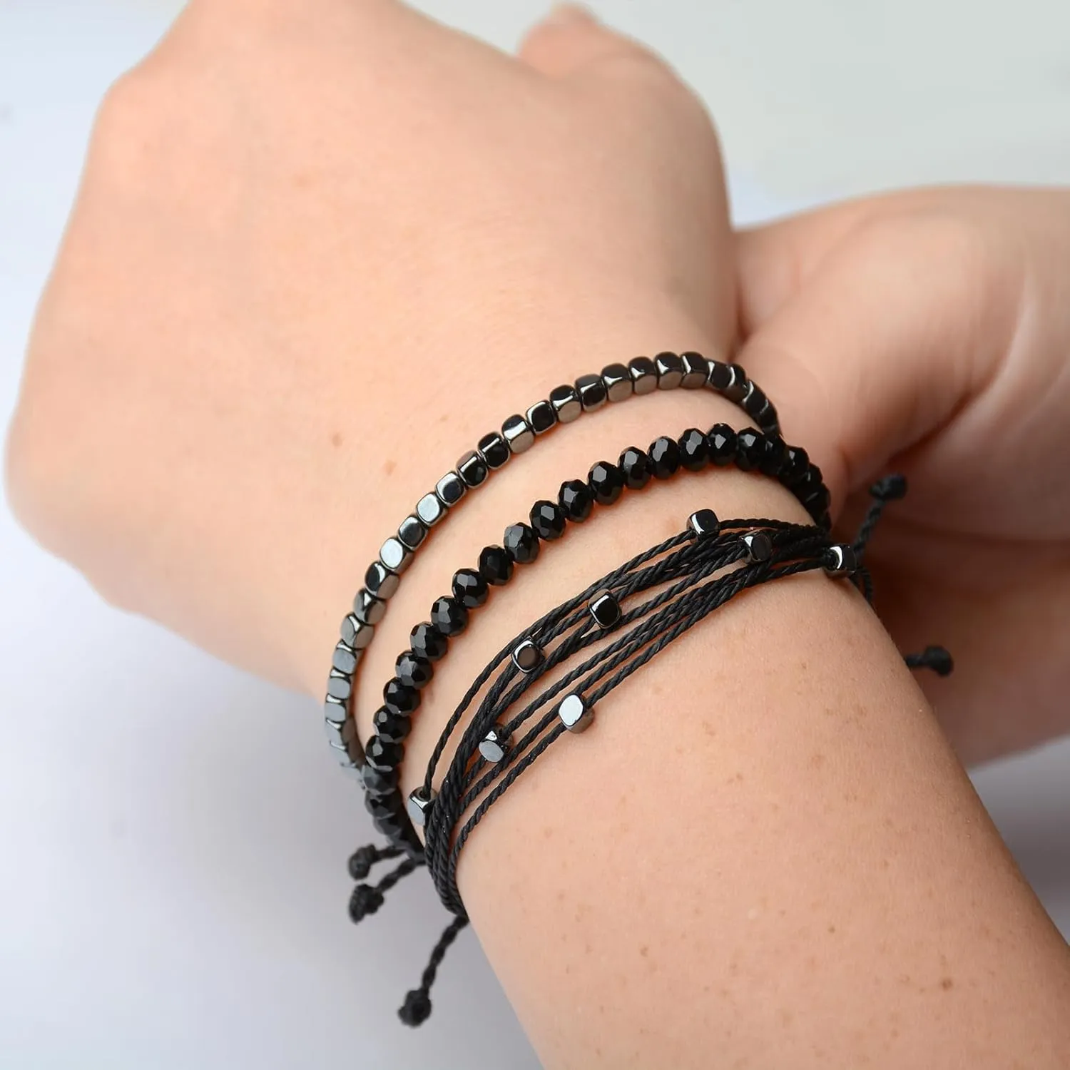 Mezcla Vida 3 Pcs Handmade Women's Stackable Bracelet Set, Adjustable Rope Bracelets Bracelets with Hematite and Glass Beads