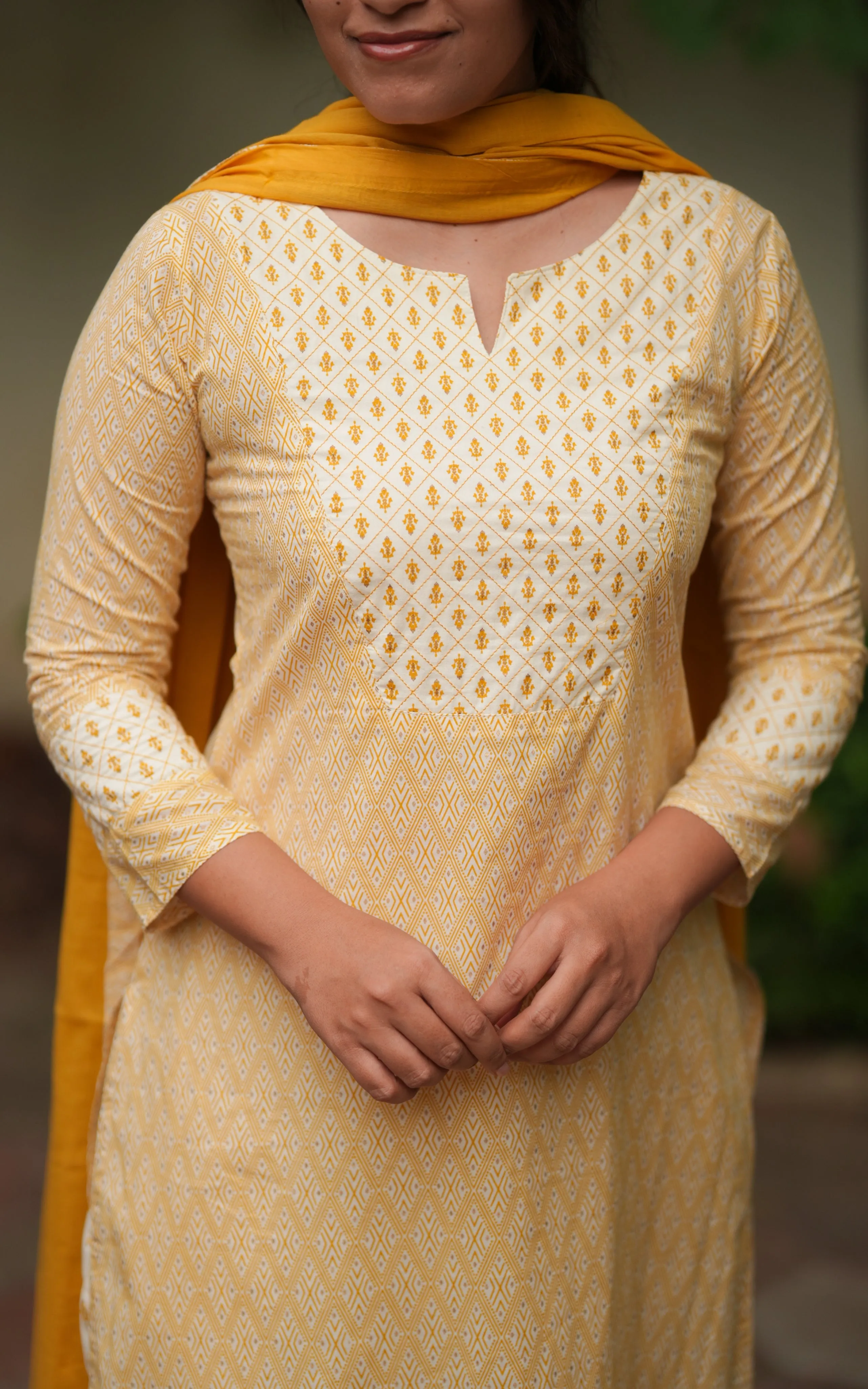 Shakira Yellow (Kurti Pant Dupatta)